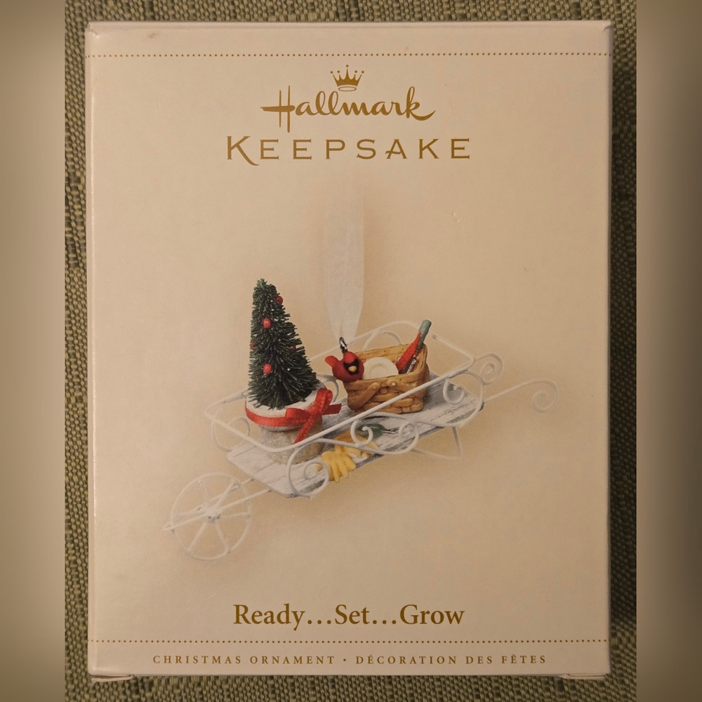 Hallmark Keepsake Ornament Ready Set Grow White Metal Wheelbarrow 2006 EUC